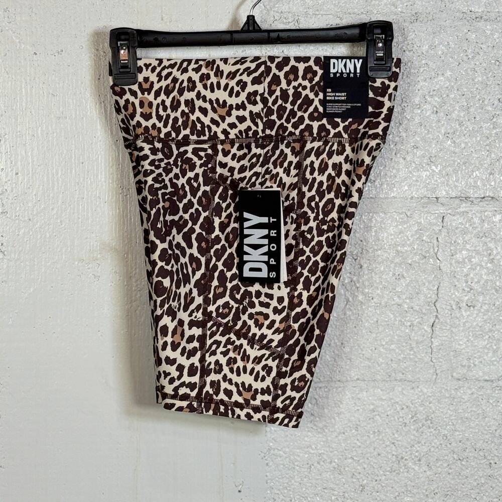 Dkny Sport Women's Mid Rise Bike Shorts - Natural Cheetah XS